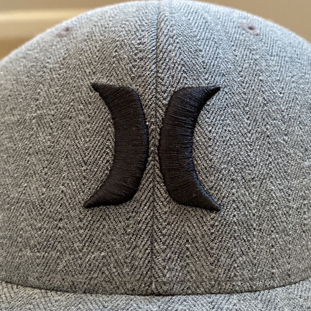 Hurley ball cap - Picture 2 of 7